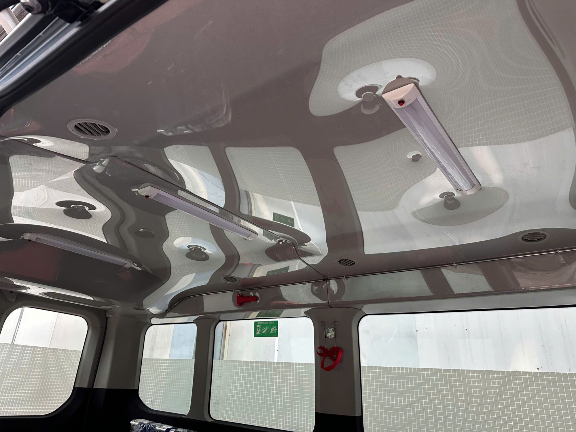 Ford Transit Cứu Thương